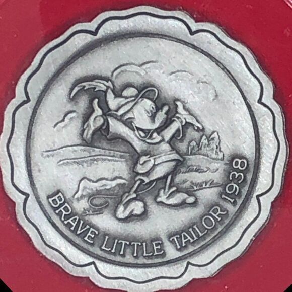 Disney Brave Little Tailor Mickey 1938‎ Pewter Miniature Plate - Picture 1 of 5